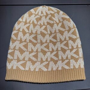 MICHAEL Michael Kors Women’s Beanie Knit Hat One Size MK Logo